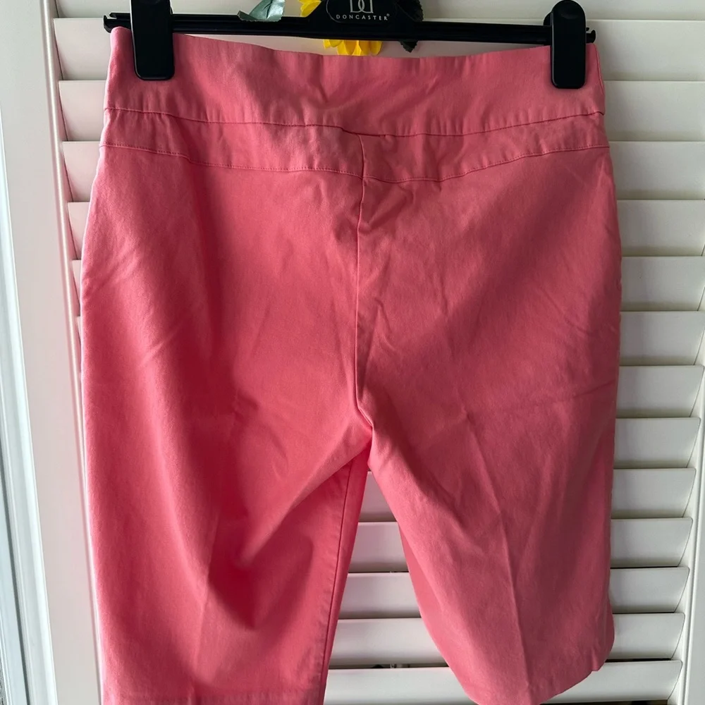 Tribal Pull on Shorts size 12 with 2 front pockets and faux fly - Picture 5 of 11